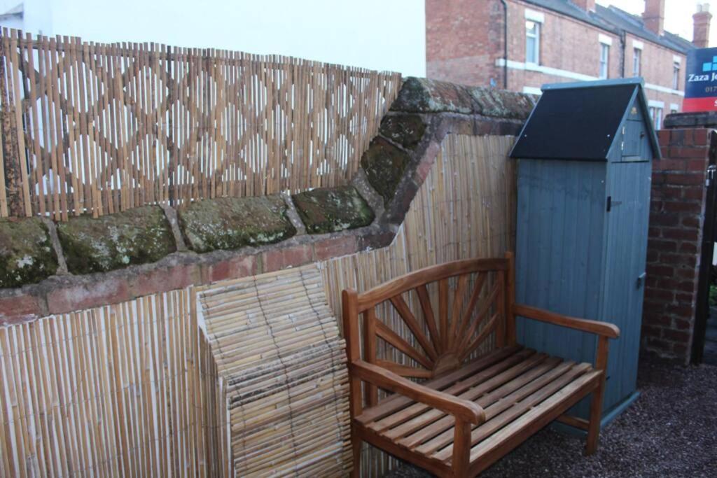 Luxury Townhouse In Town Centre, Views, River Walk, Free Parking Shrewsbury Eksteriør bilde