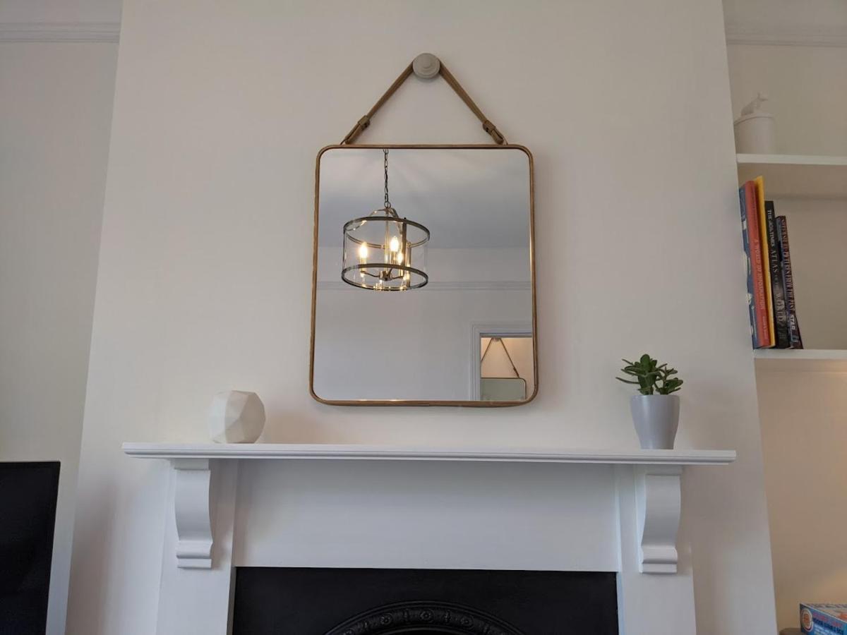 Luxury Townhouse In Town Centre, Views, River Walk, Free Parking Shrewsbury Eksteriør bilde